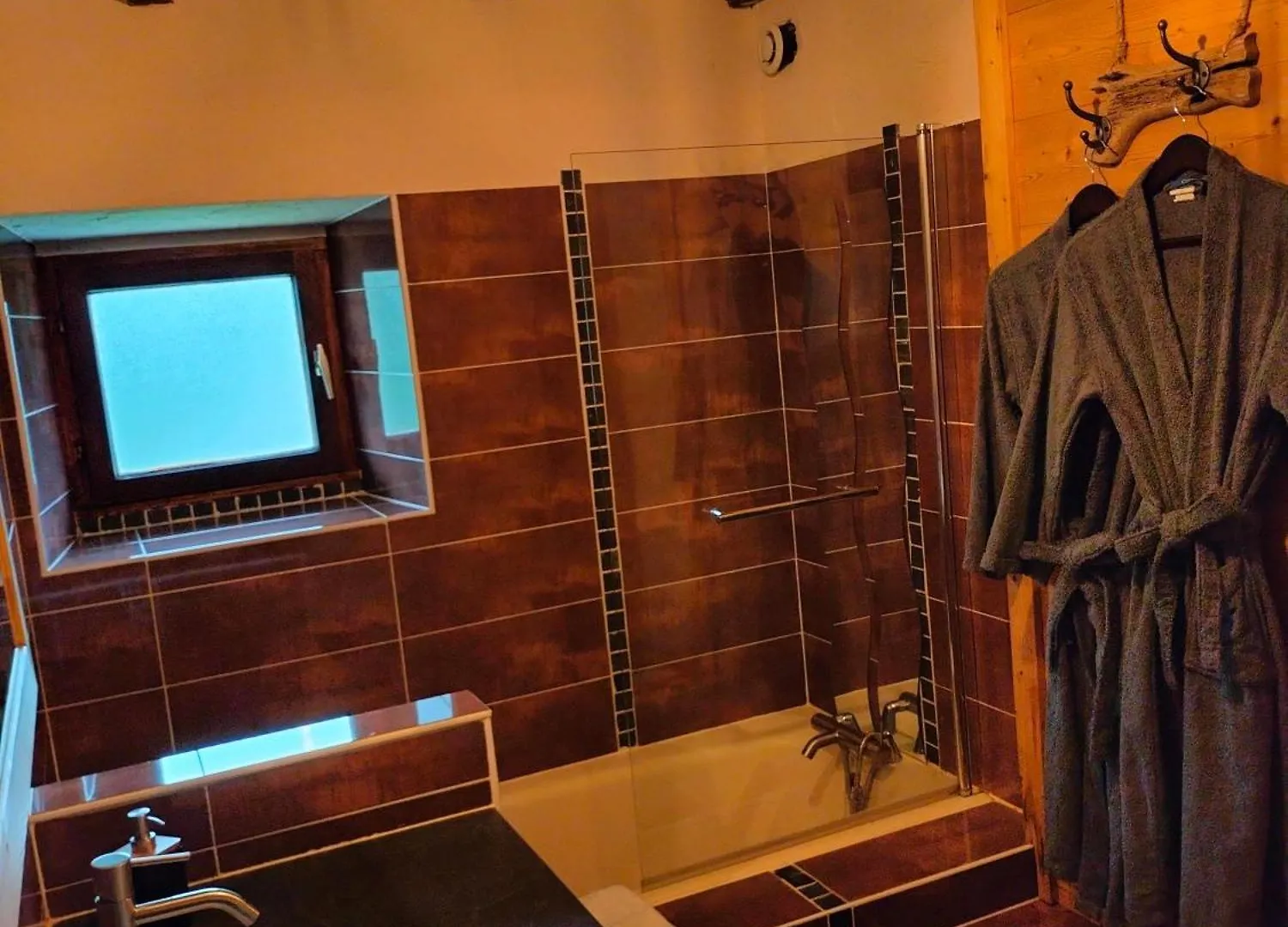 Apartment Gite Chambre Spa Prive De L'Ancienne Ferme Vallieres  France